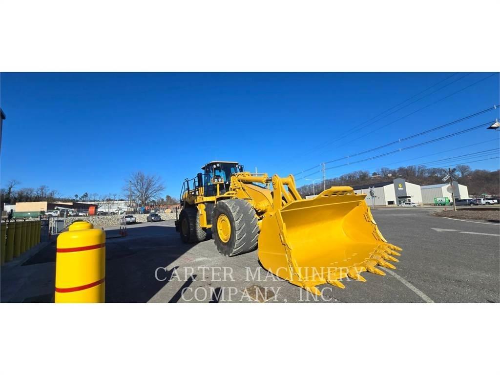 CAT 988H RBLD Gumikerekes homlokrakodók