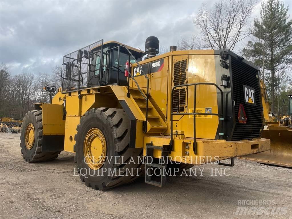 CAT 988K Gumikerekes homlokrakodók
