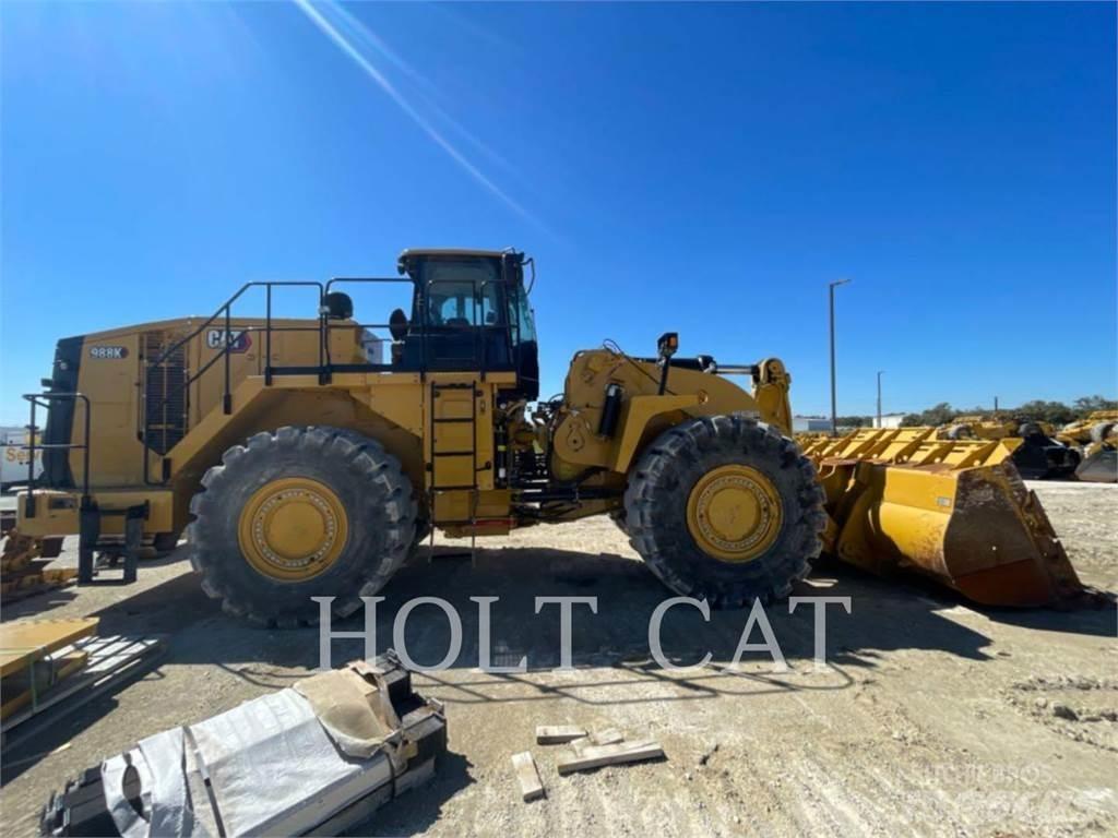 CAT 988K Gumikerekes homlokrakodók