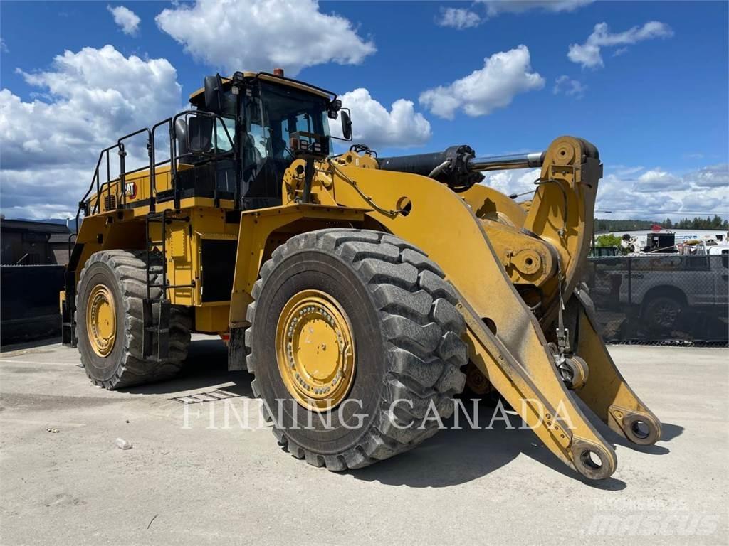 CAT 988K Gumikerekes homlokrakodók