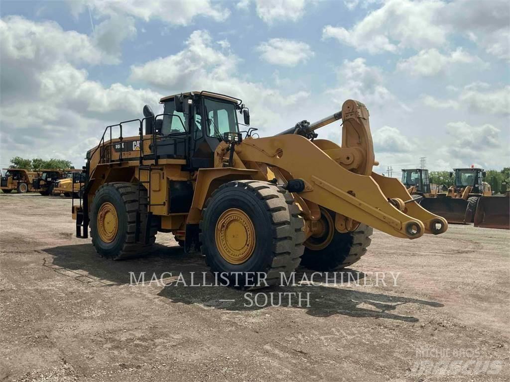 CAT 988K Gumikerekes homlokrakodók