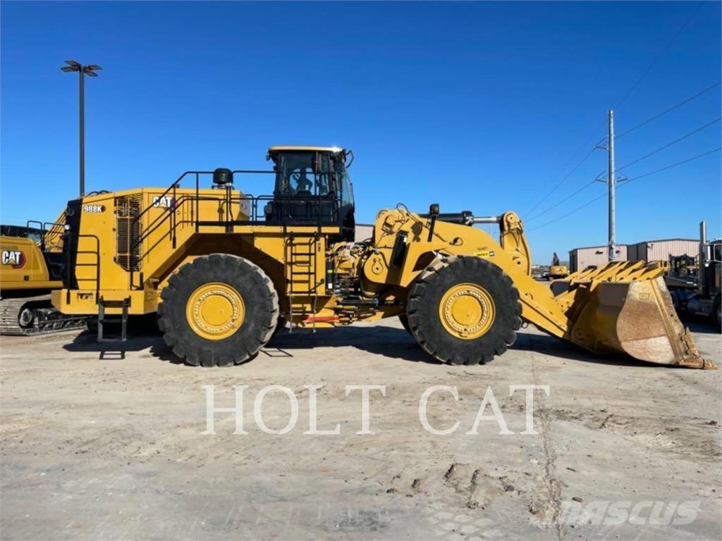 CAT 988K Gumikerekes homlokrakodók