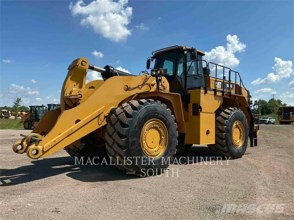 CAT 988K Gumikerekes homlokrakodók