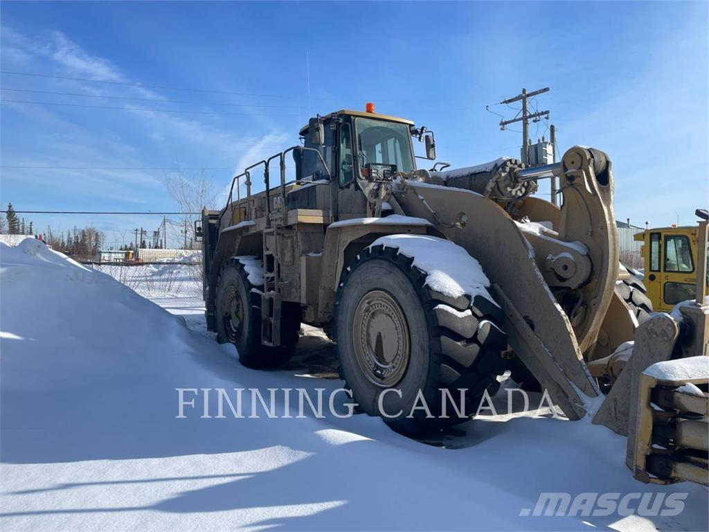 CAT 988K Gumikerekes homlokrakodók