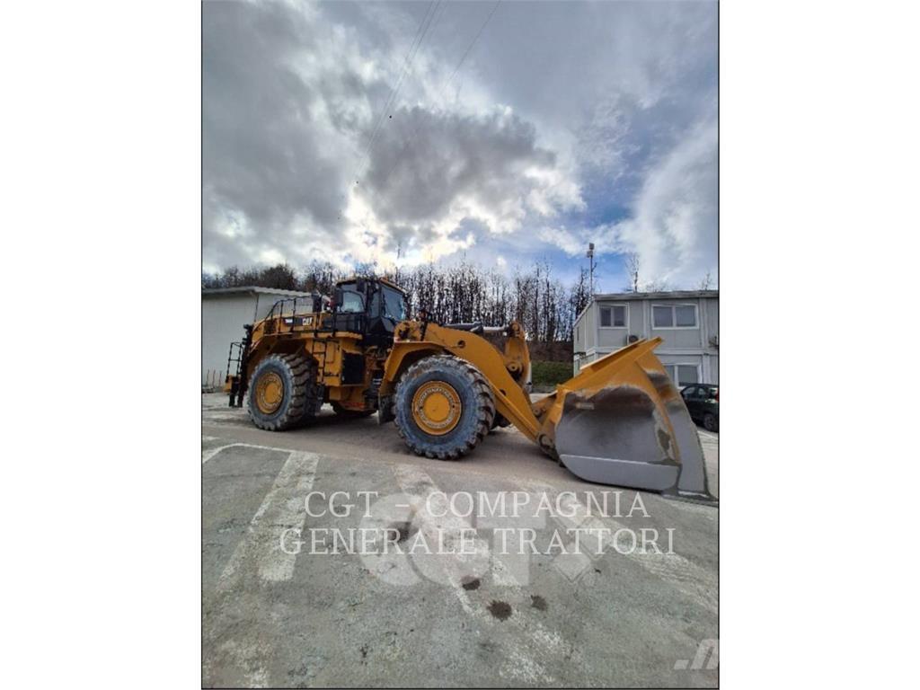 CAT 988K Gumikerekes homlokrakodók