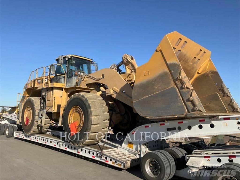 CAT 988K Gumikerekes homlokrakodók