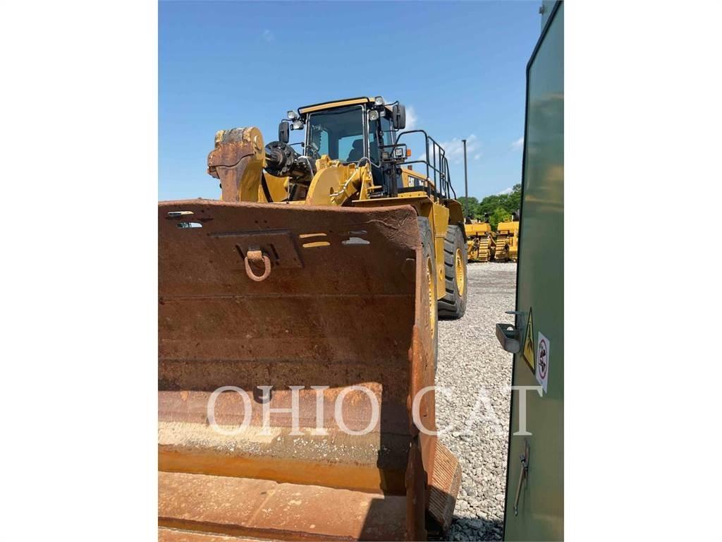 CAT 988KXE Gumikerekes homlokrakodók