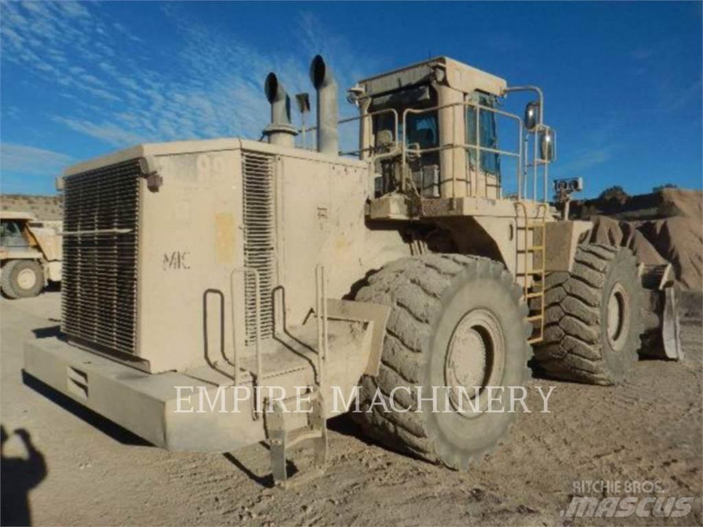 CAT 990 Gumikerekes homlokrakodók