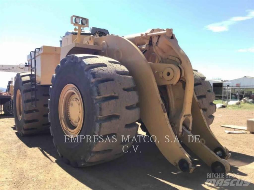CAT 990 Gumikerekes homlokrakodók