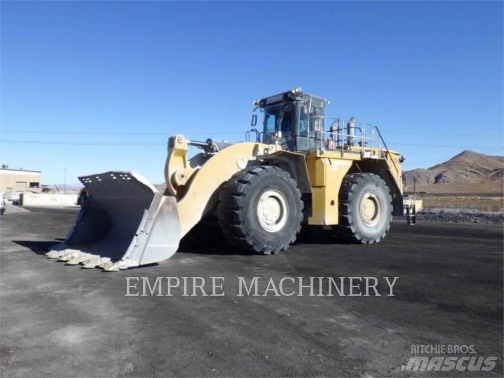 CAT 990H Gumikerekes homlokrakodók