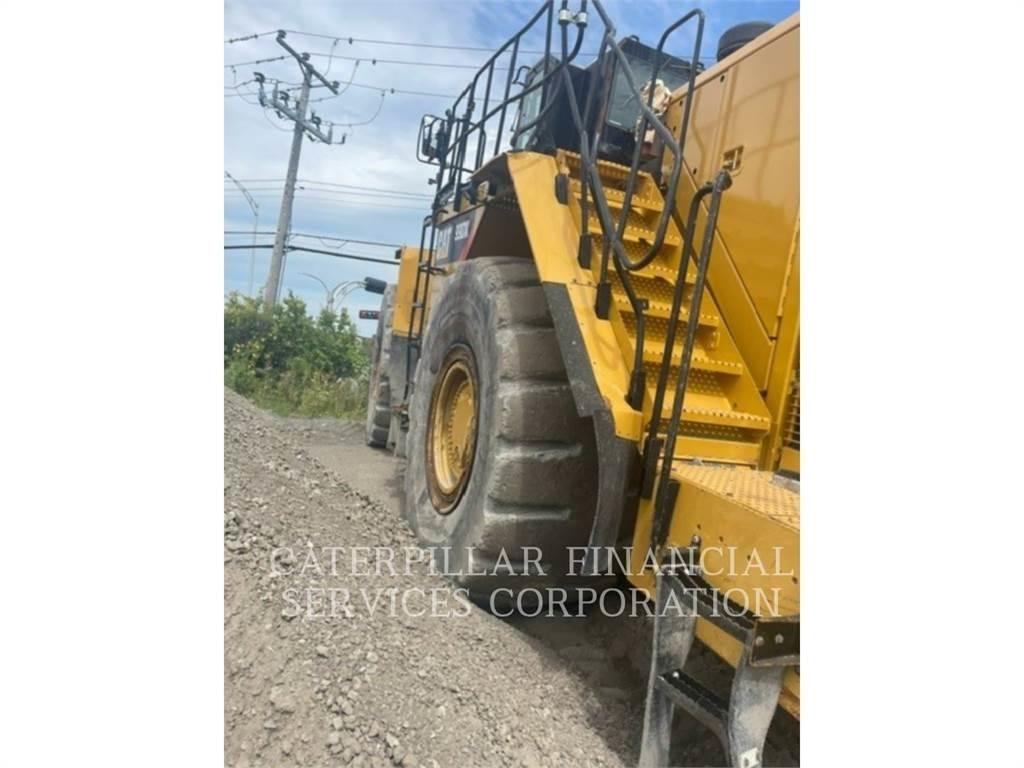 CAT 990K Gumikerekes homlokrakodók
