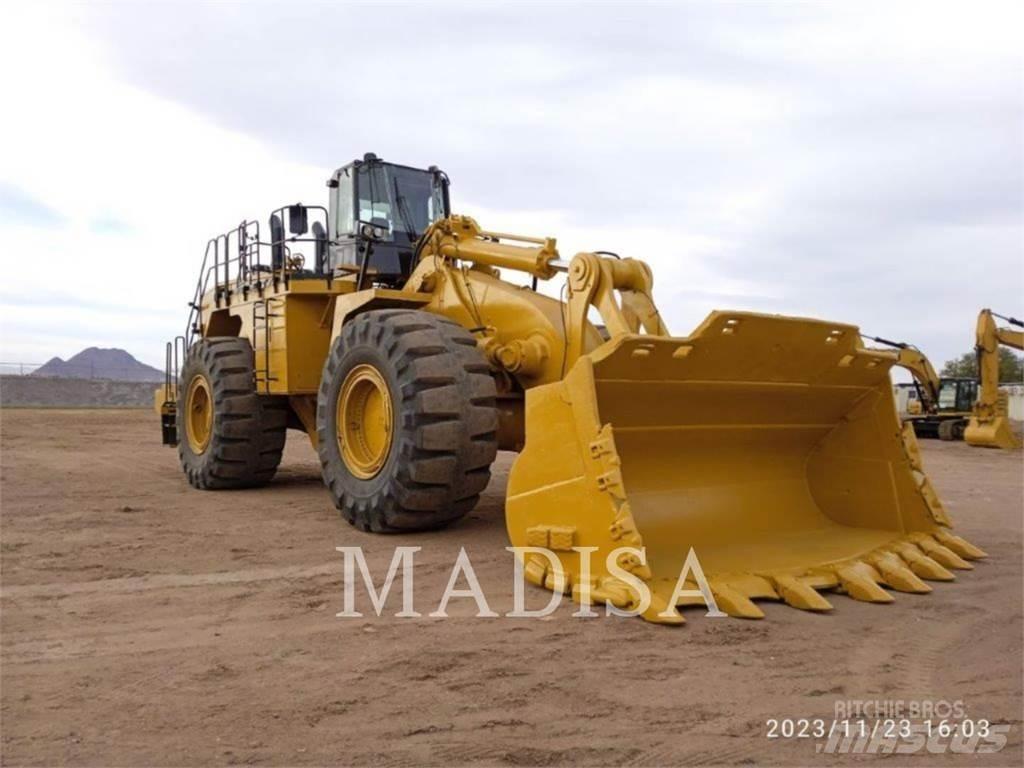 CAT 992 K Gumikerekes homlokrakodók
