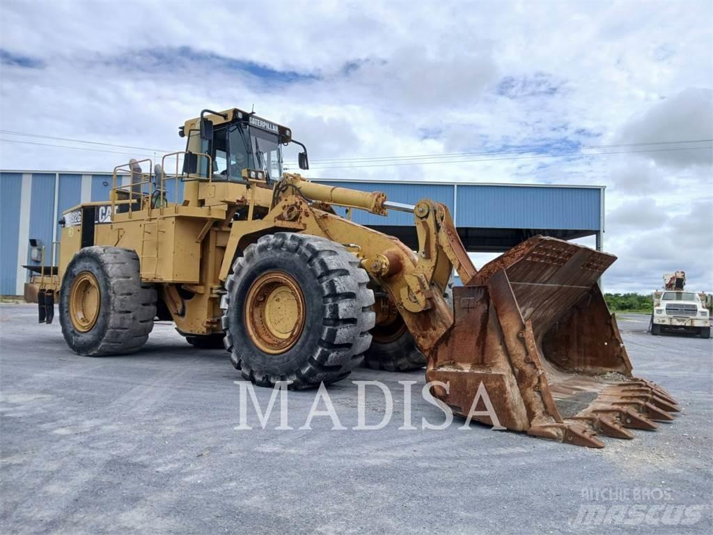 CAT 992G Gumikerekes homlokrakodók