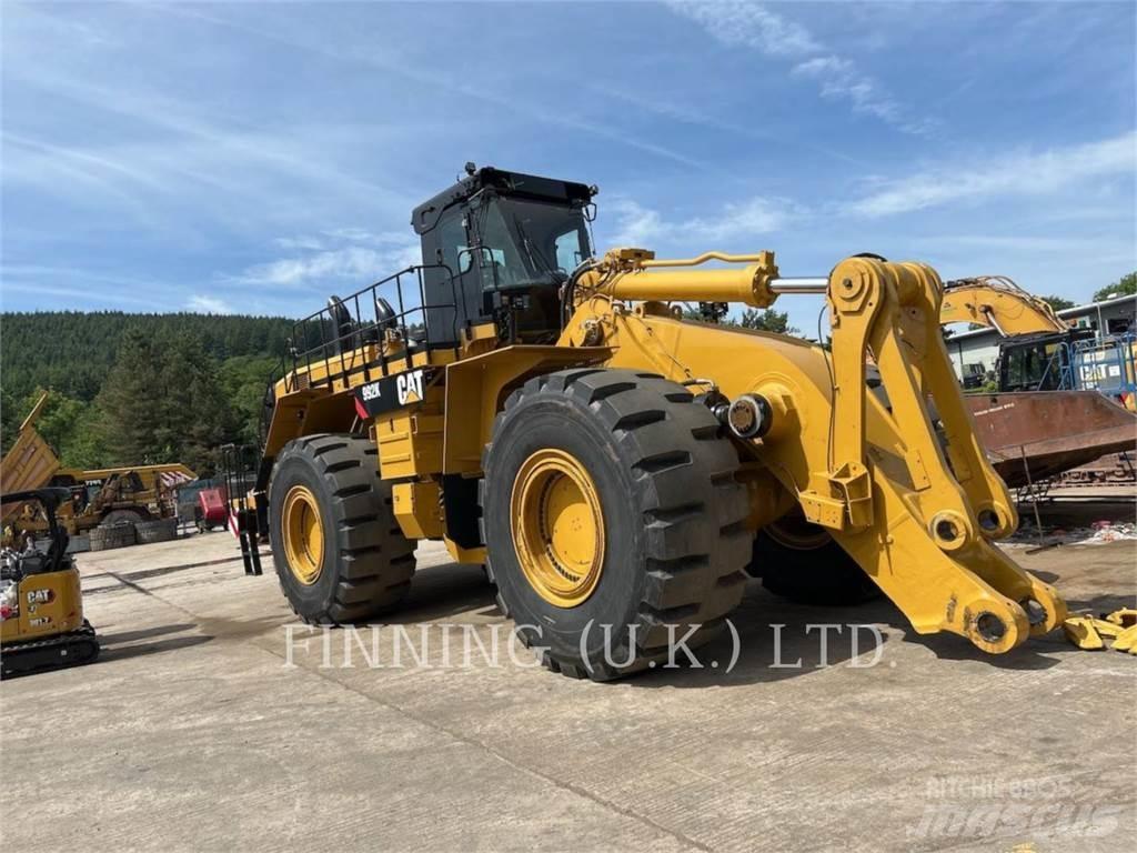 CAT 992K Gumikerekes homlokrakodók