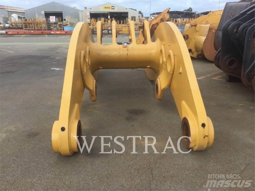 CAT 993K Karos emelők
