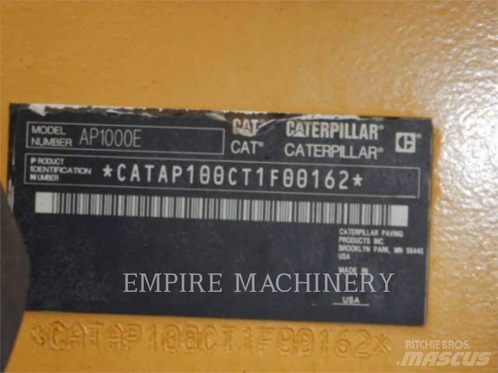 CAT AP1000E Aszfalt terítõ gépek