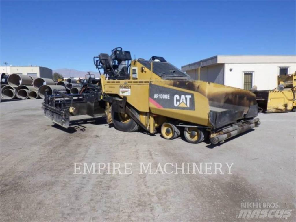 CAT AP1000E Aszfalt terítõ gépek