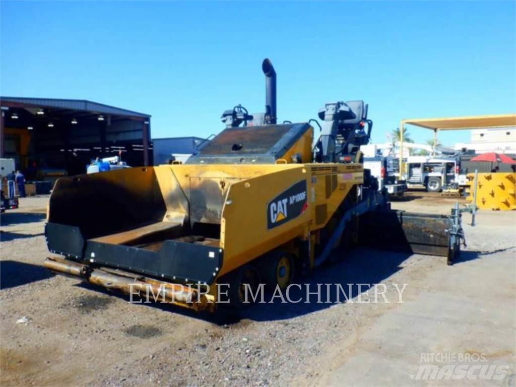 CAT AP1000F Aszfalt terítõ gépek