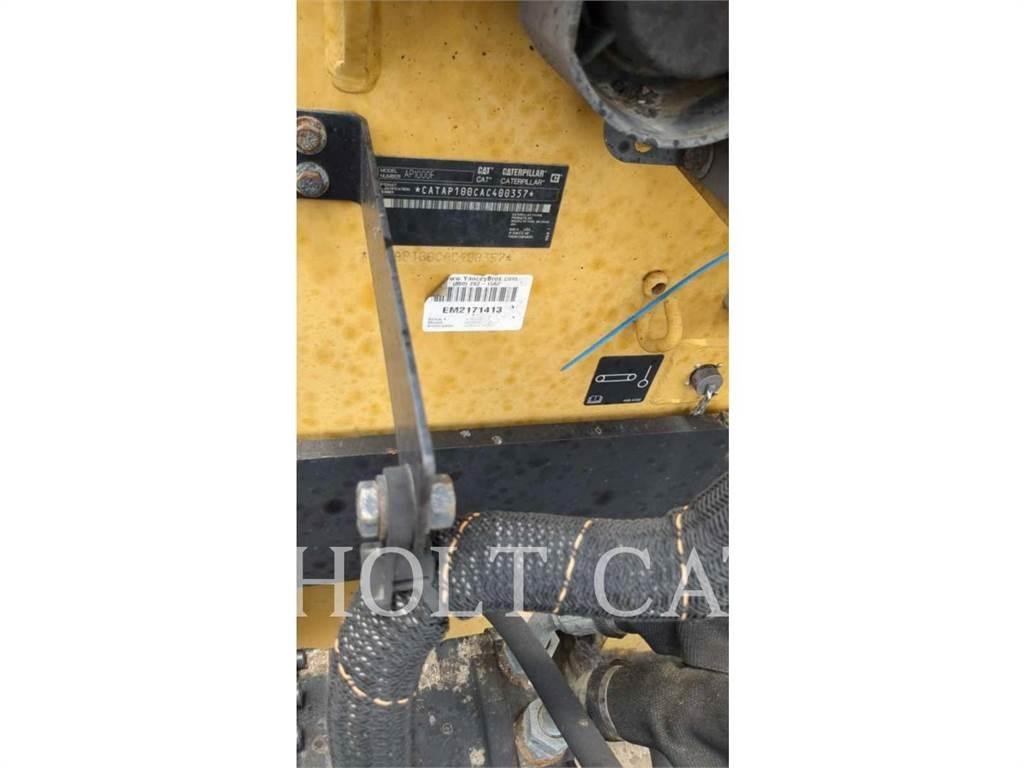 CAT AP1000F Egydobos hengerek