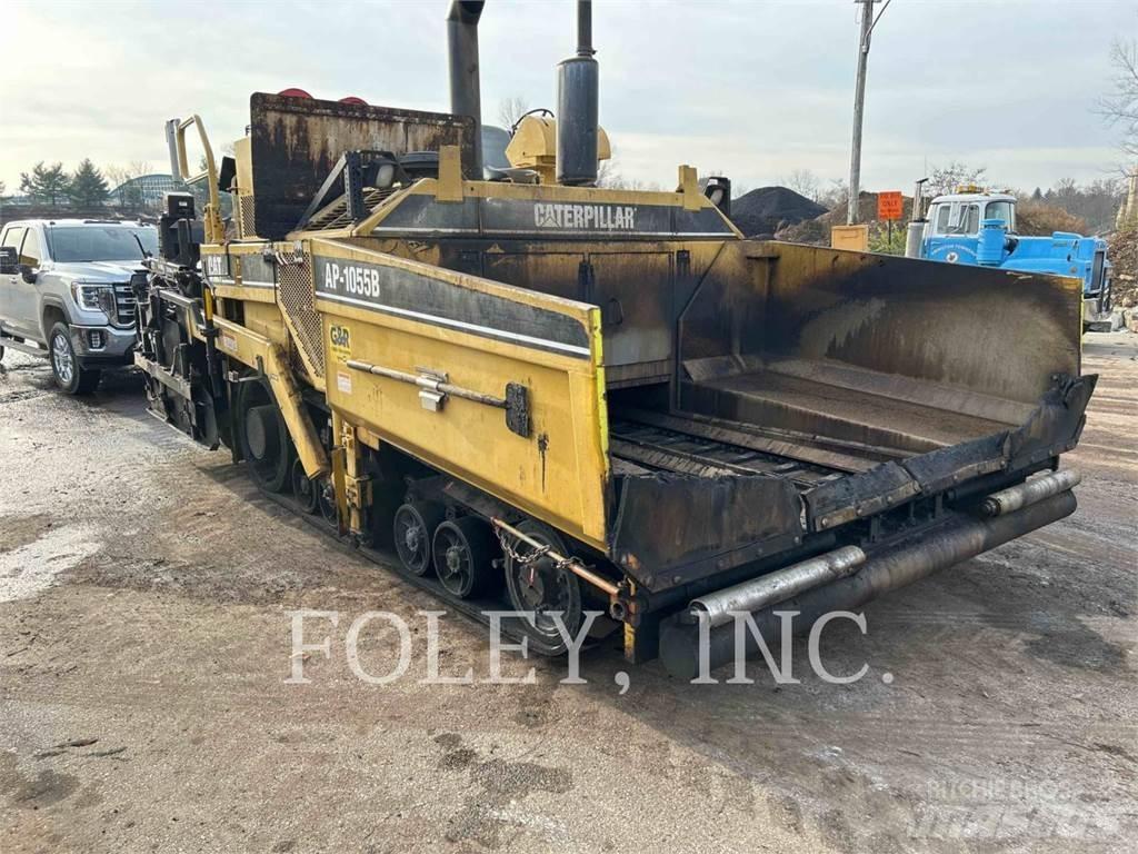 CAT AP1055B Aszfalt terítõ gépek