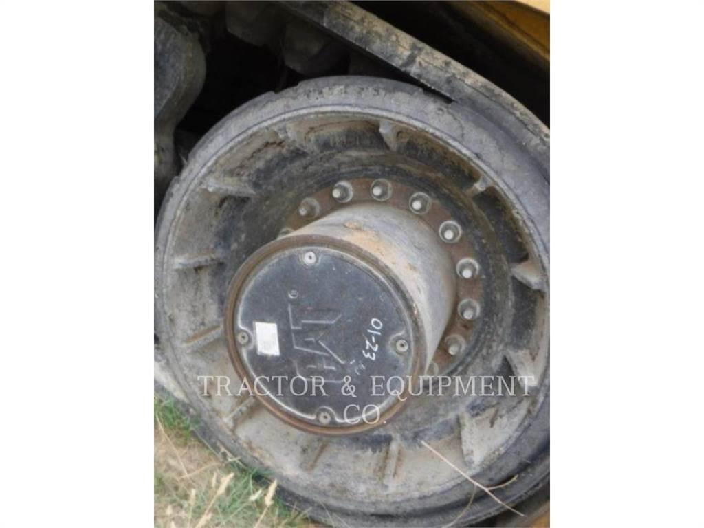 CAT AP1055D Aszfalt terítõ gépek