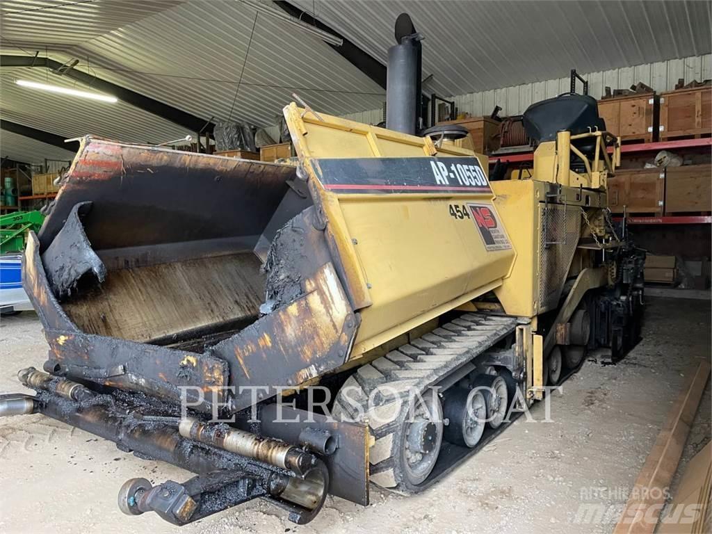CAT AP1055D Aszfalt terítõ gépek