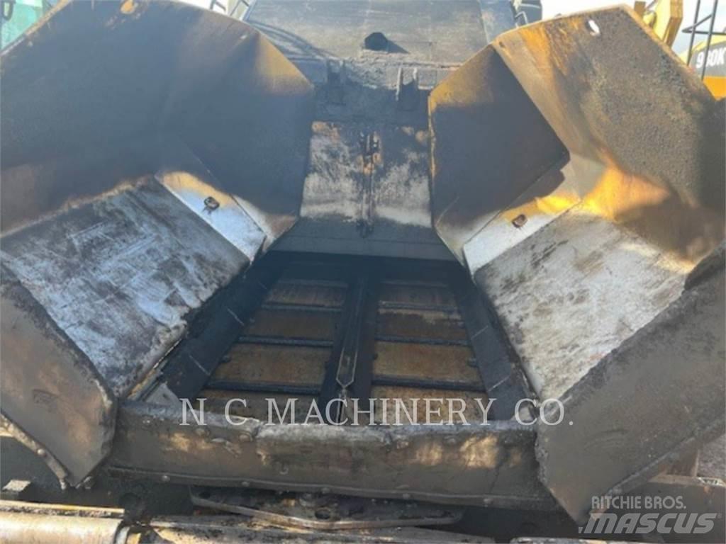 CAT AP1055F Aszfalt terítõ gépek
