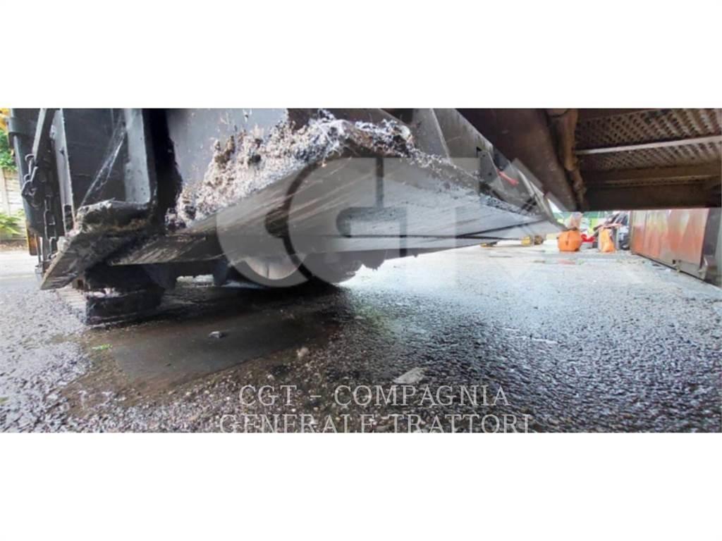 CAT AP255E Aszfalt terítõ gépek