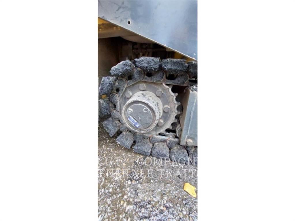 CAT AP255E Aszfalt terítõ gépek