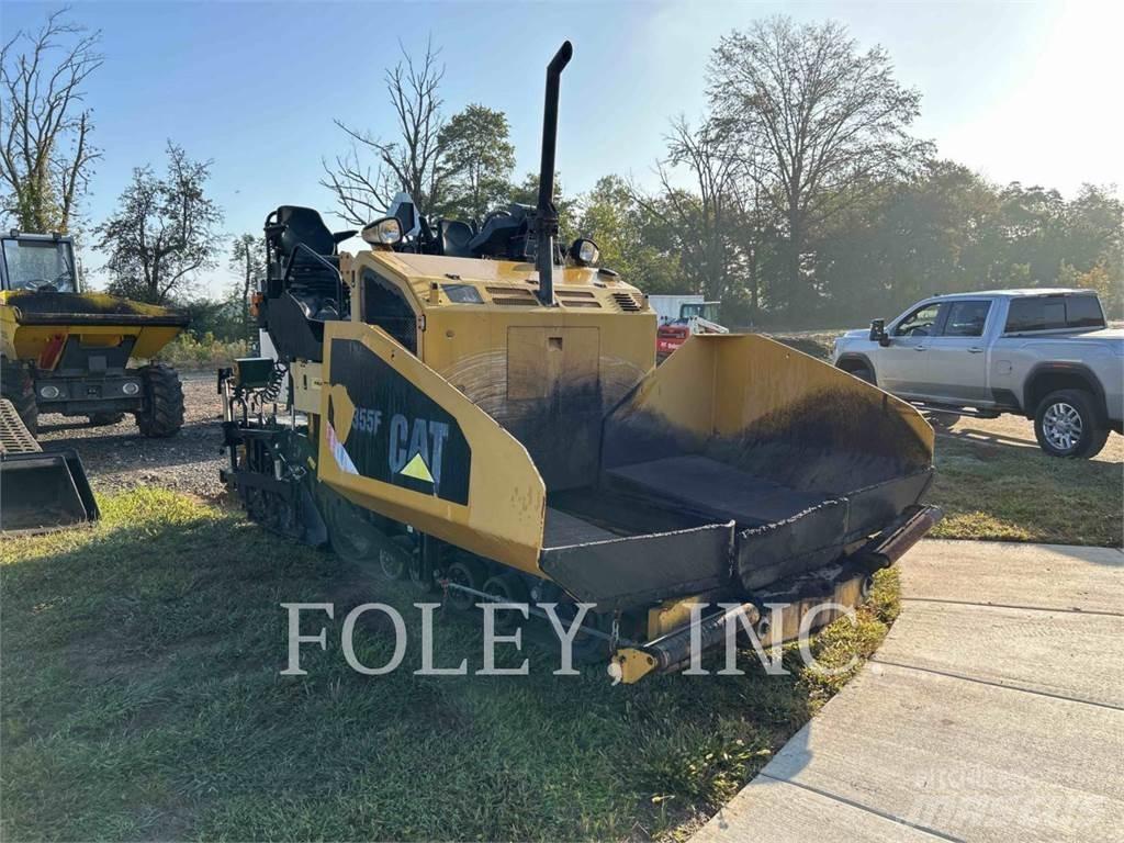 CAT AP355F Aszfalt terítõ gépek