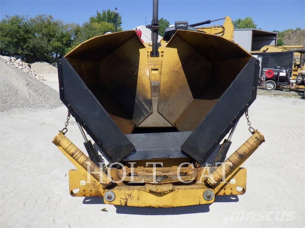 CAT AP355F Aszfalt terítõ gépek