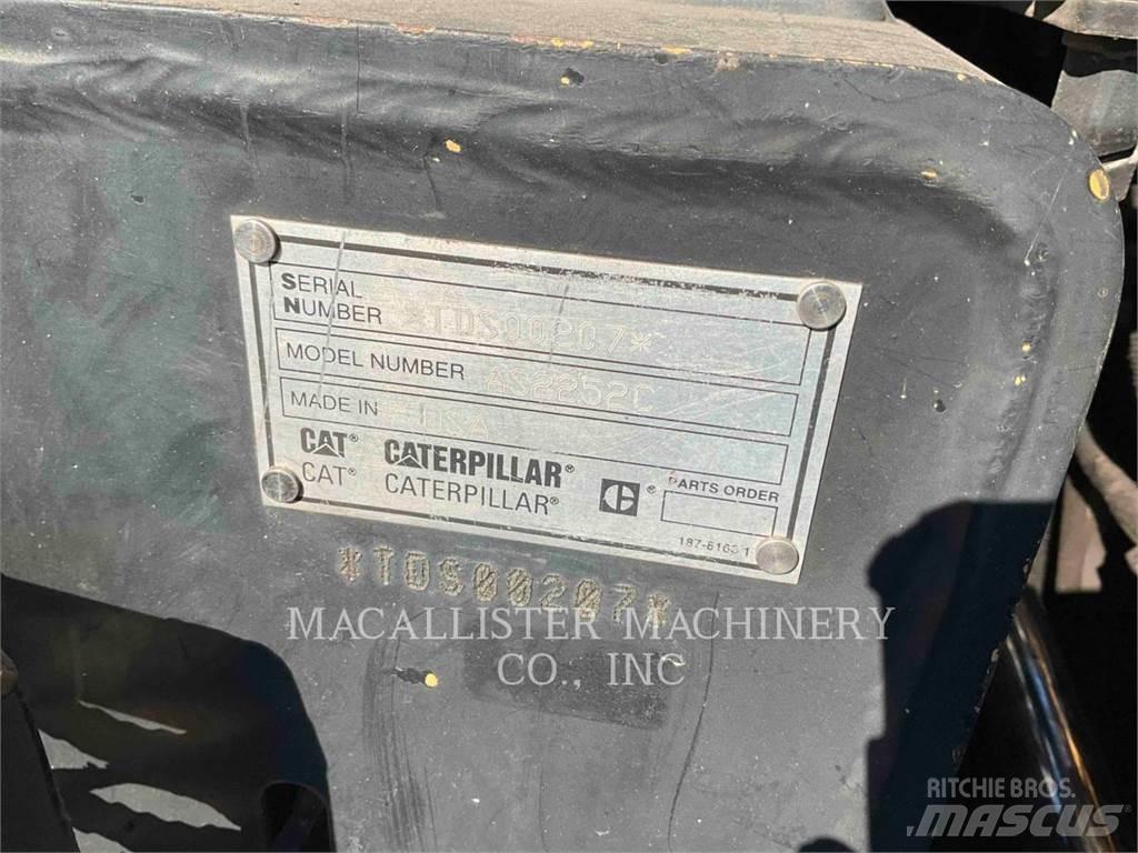 CAT AP500E Aszfalt terítõ gépek