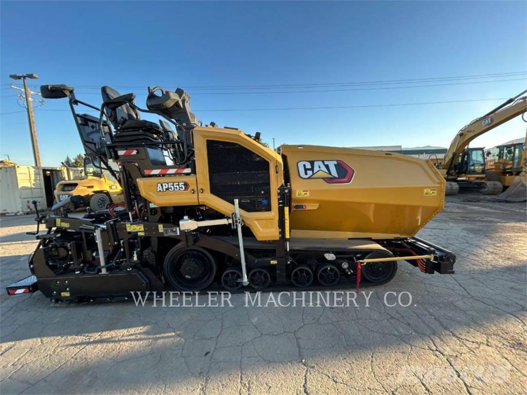 CAT AP555 Aszfalt terítõ gépek