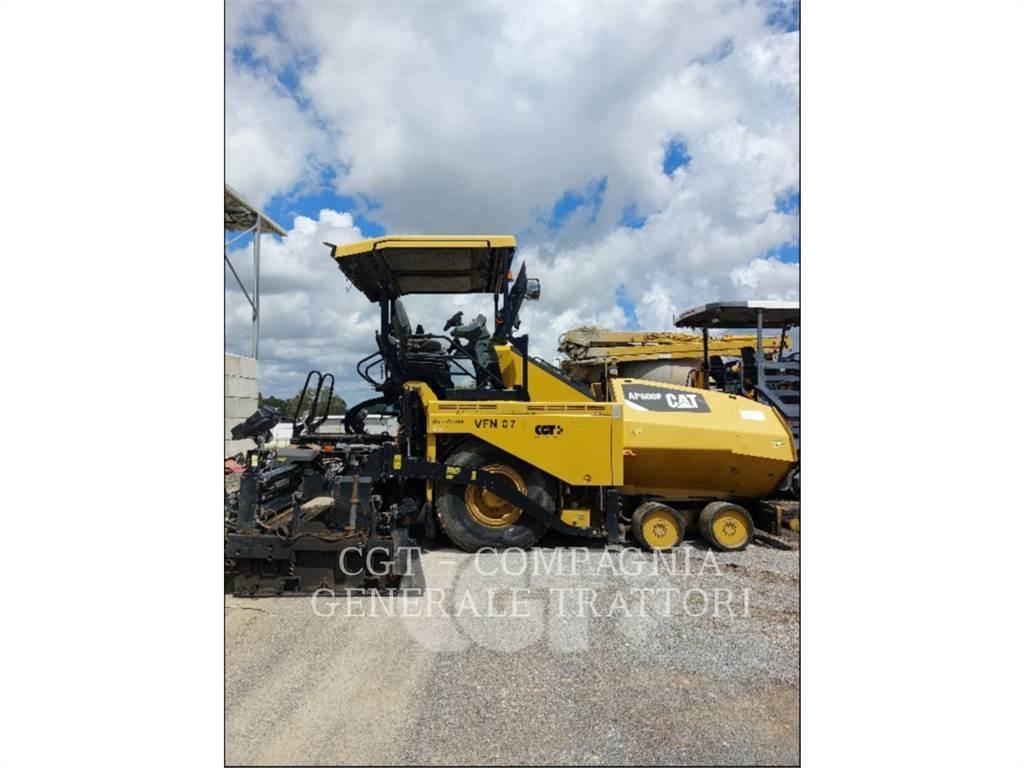 CAT AP600F Aszfalt terítõ gépek