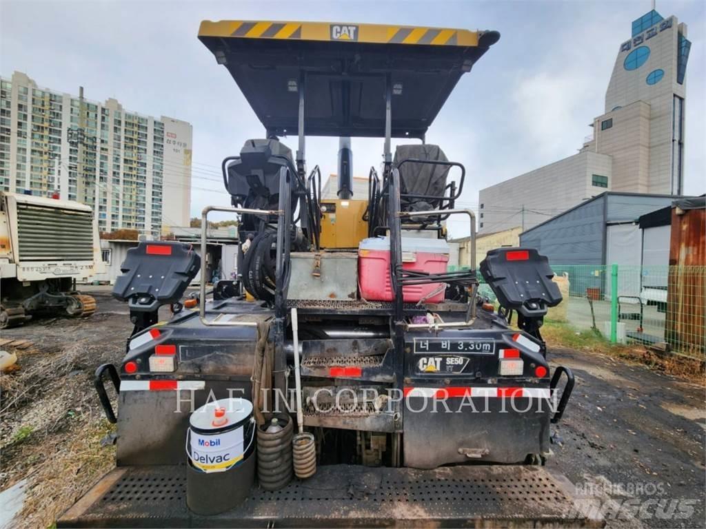 CAT AP655F Aszfalt terítõ gépek
