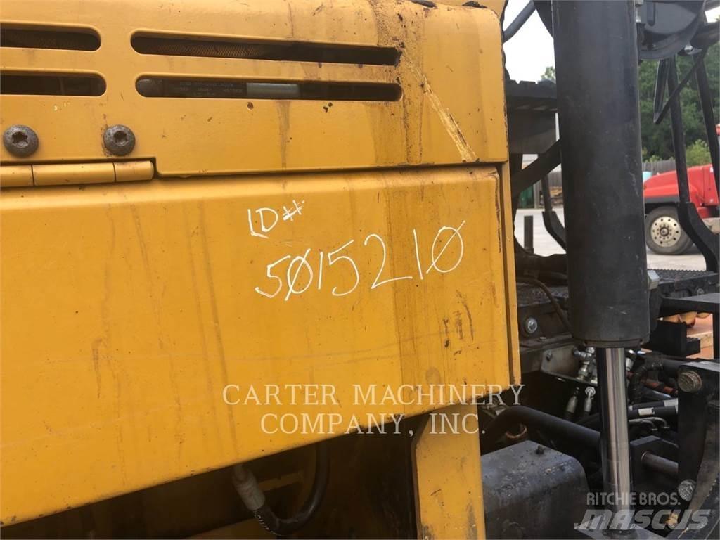 CAT AP655F Aszfalt terítõ gépek