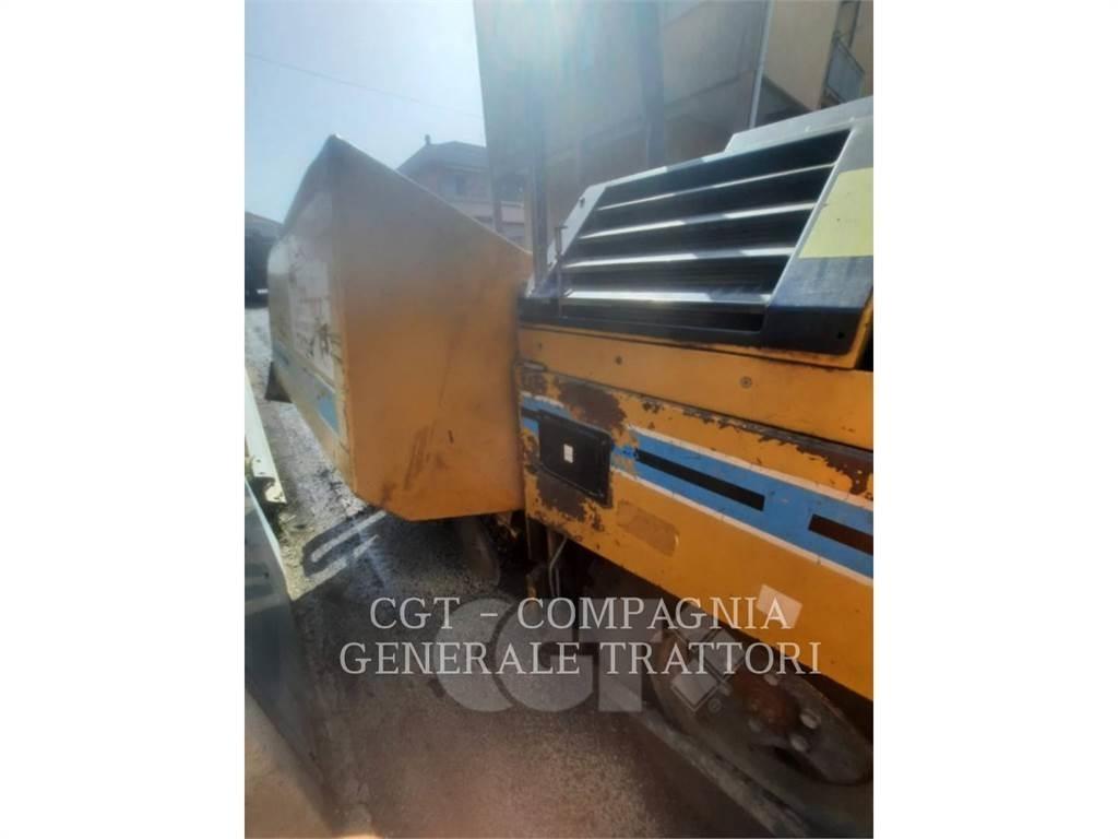 CAT BB730 Aszfalt terítõ gépek