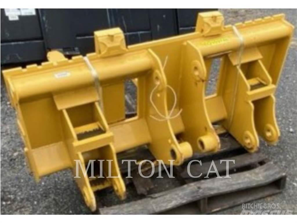 CAT BHL 48 PALLET FORKS Villák