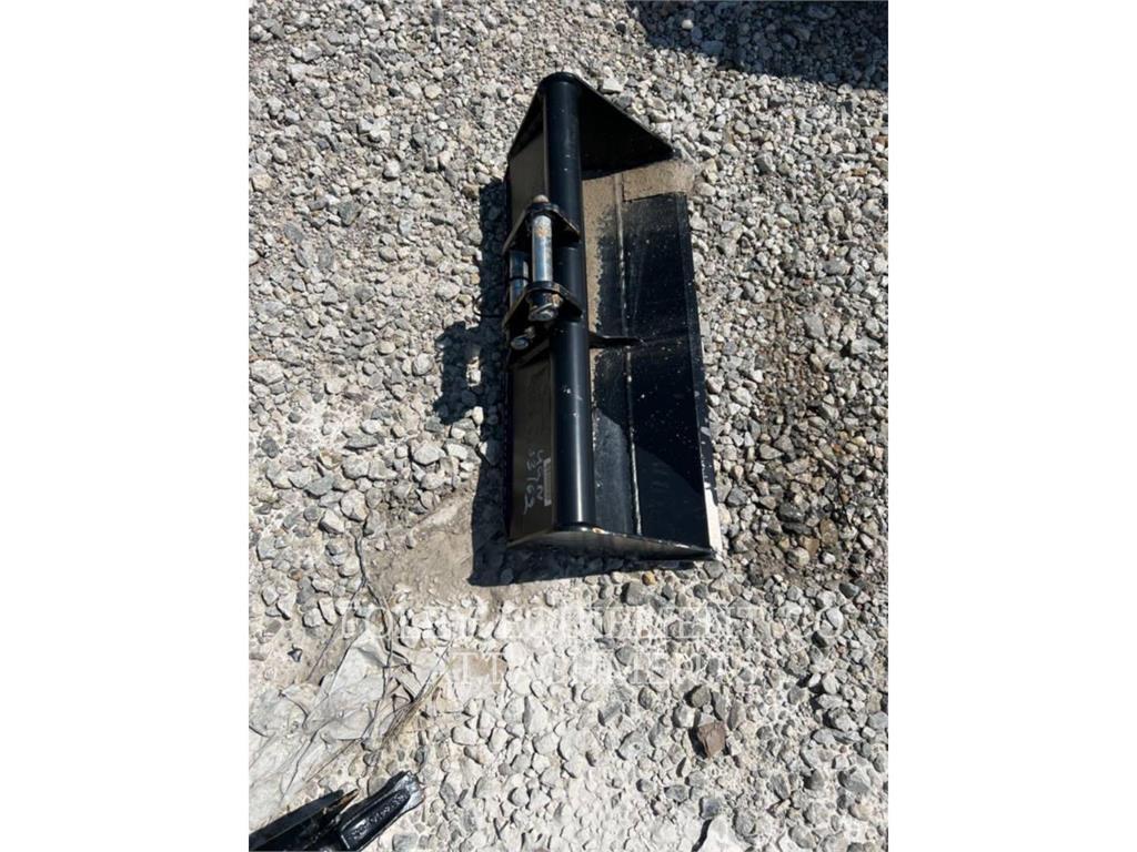 CAT BK300P28 Lánctalpas kotrók