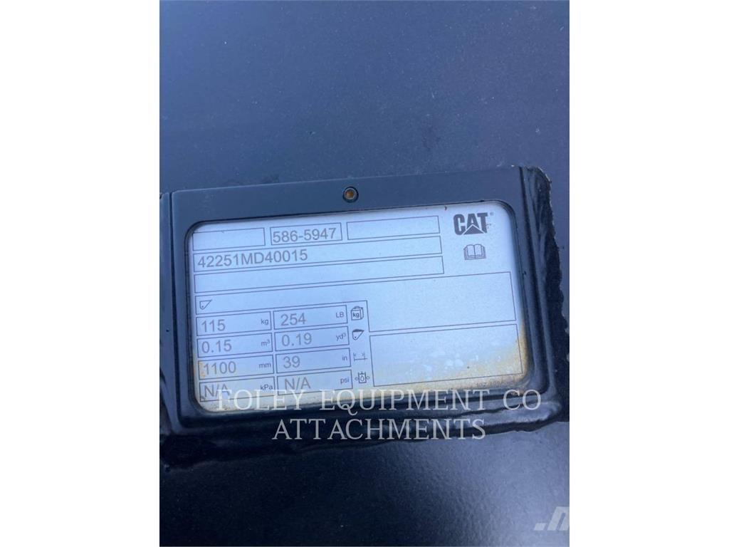 CAT BK304Q42GR Lánctalpas kotrók