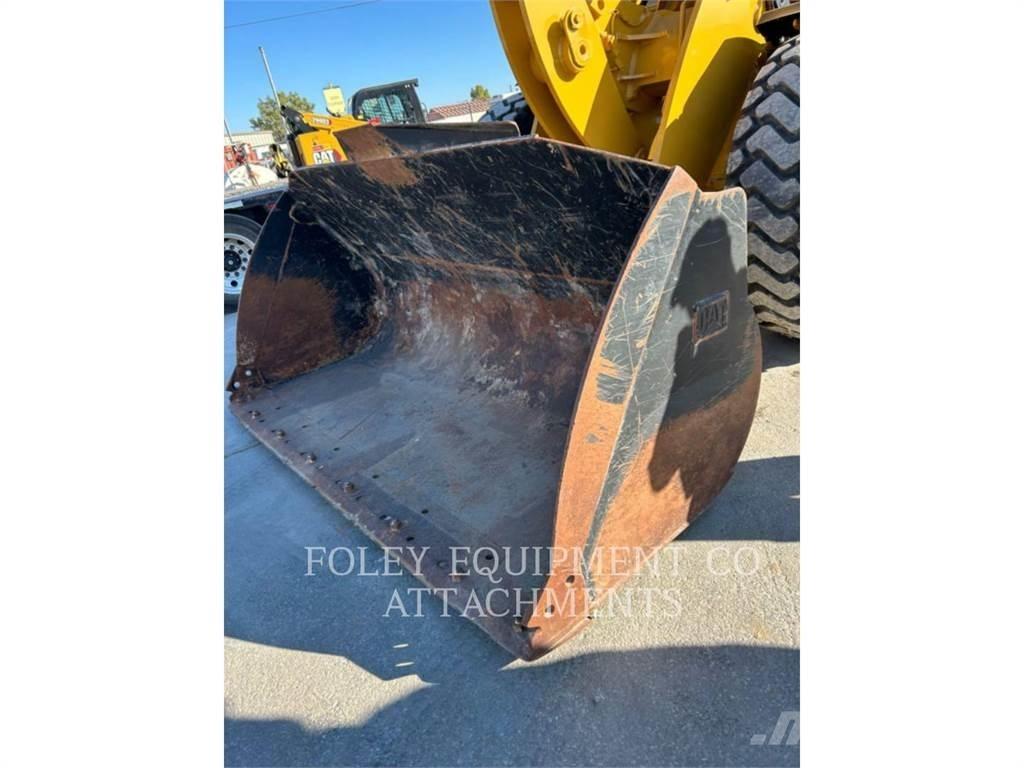 CAT BK38F35GP Gumikerekes homlokrakodók