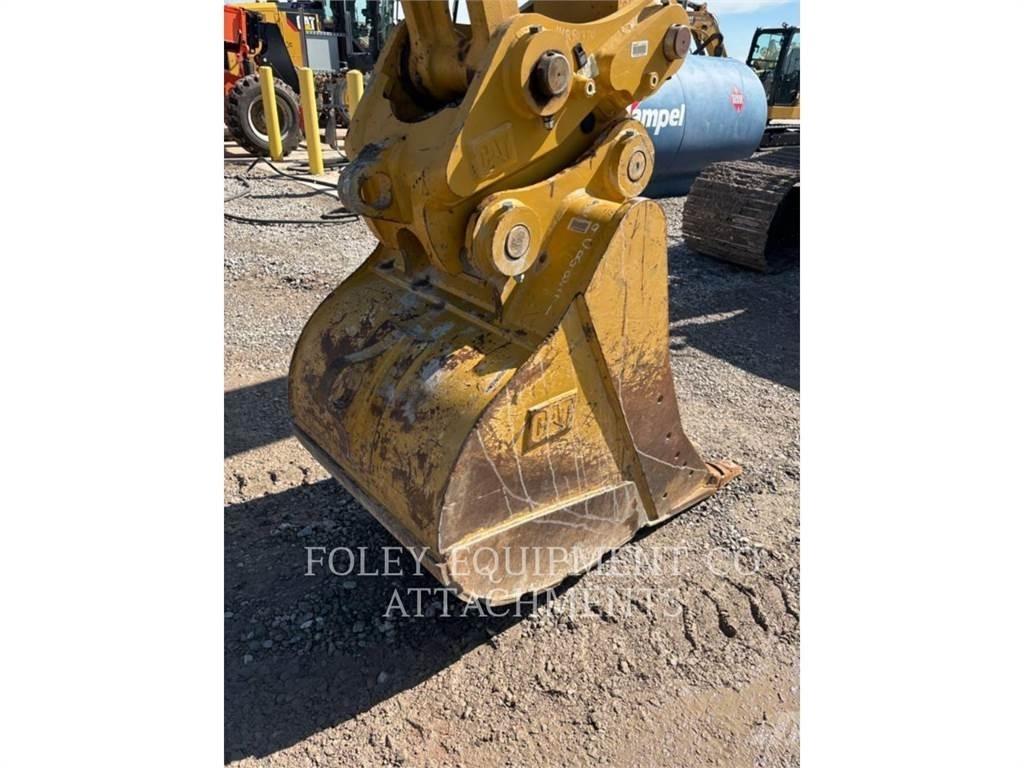 CAT BKHEXPB36 Lánctalpas kotrók