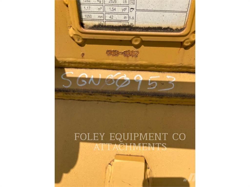 CAT BKHEXPDB42 Lánctalpas kotrók