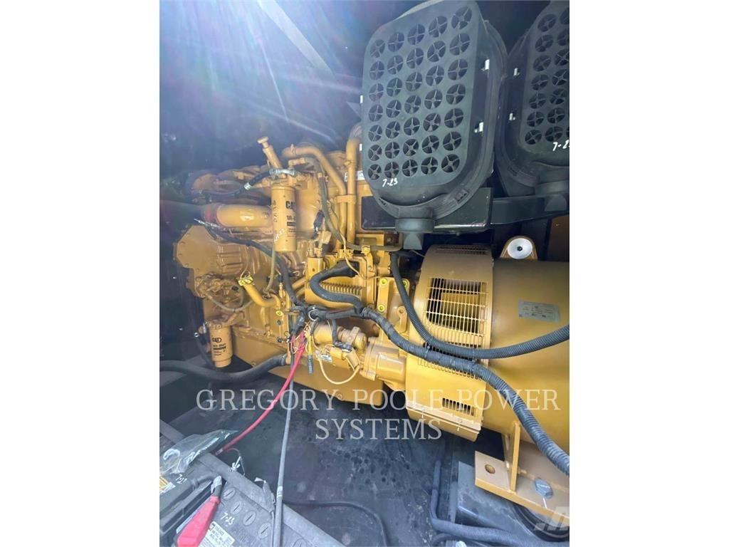 CAT C18 - 750 KW Dízel áramfejlesztők