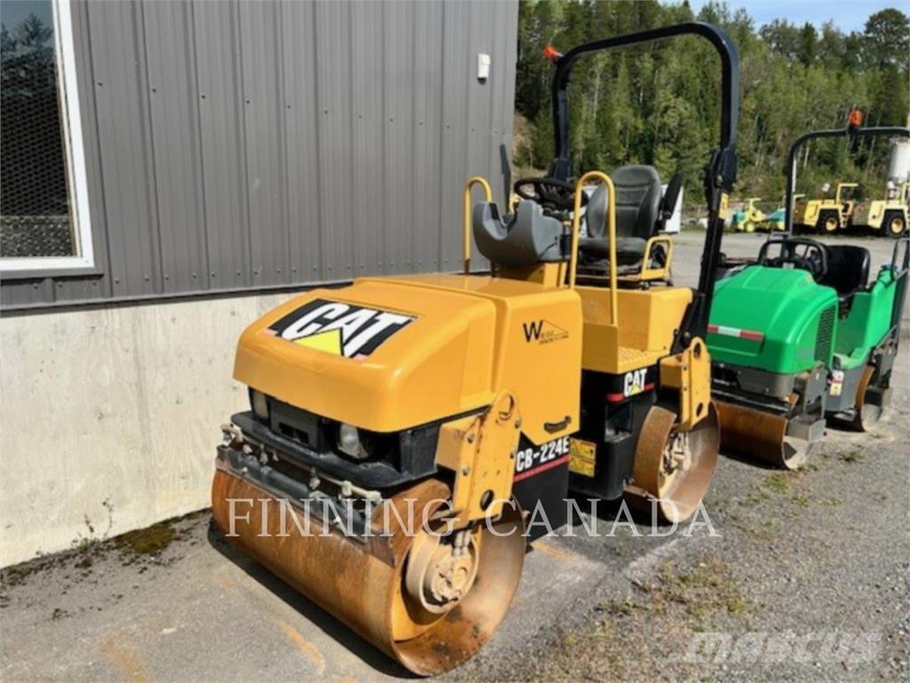CAT CB-224E Talajtömörítő gépek
