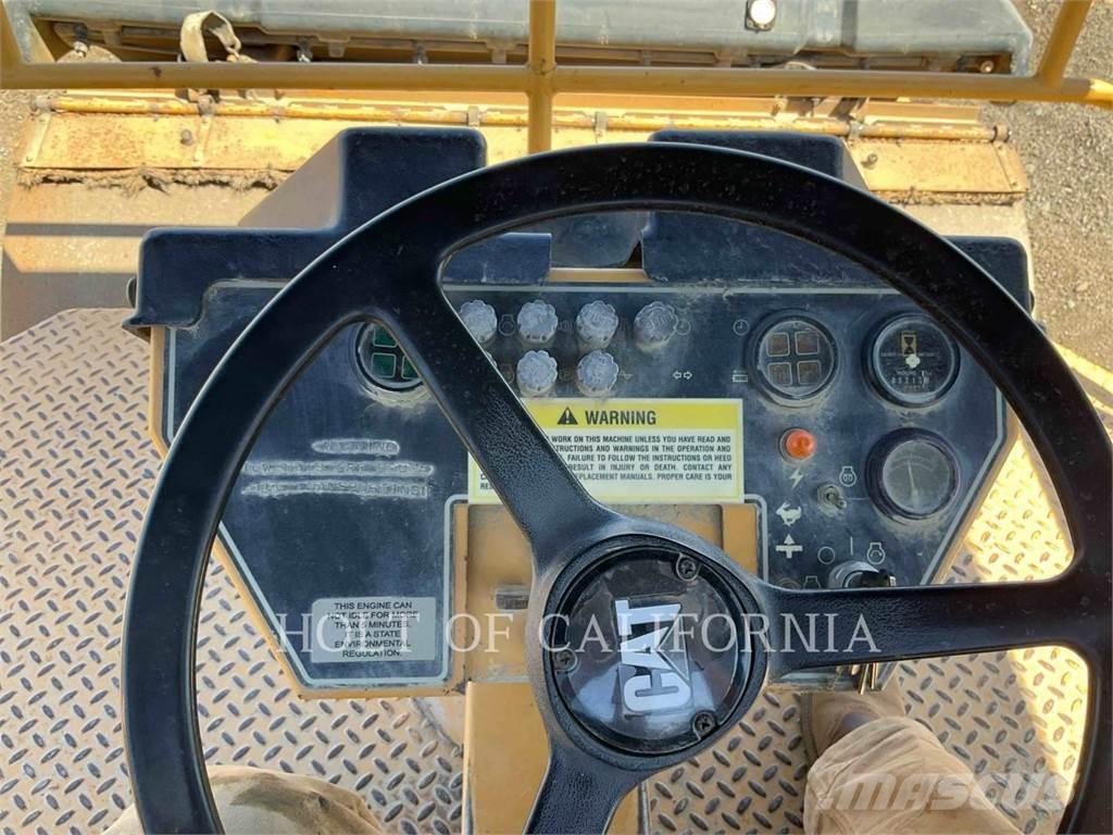 CAT CB-634C Ikerdobos hengerek