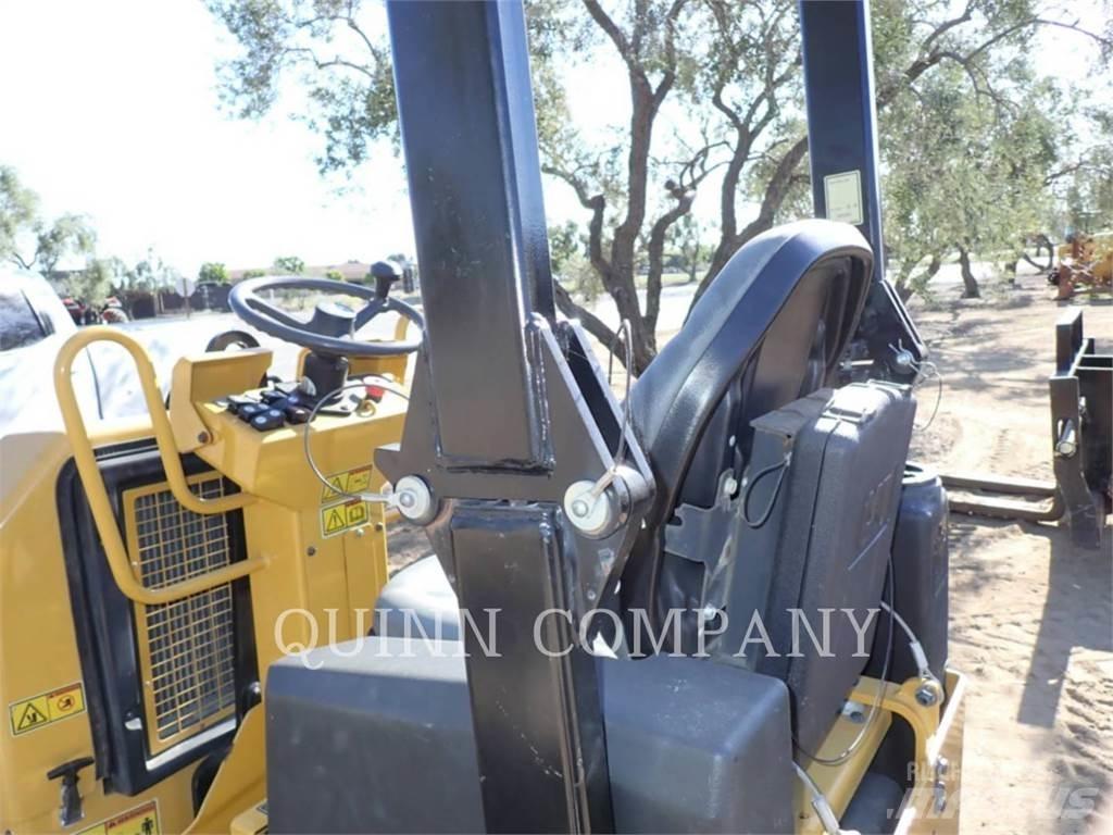 CAT CB1.7 Ikerdobos hengerek