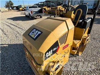 CAT CB1.7-03 Talajtömörítő gépek