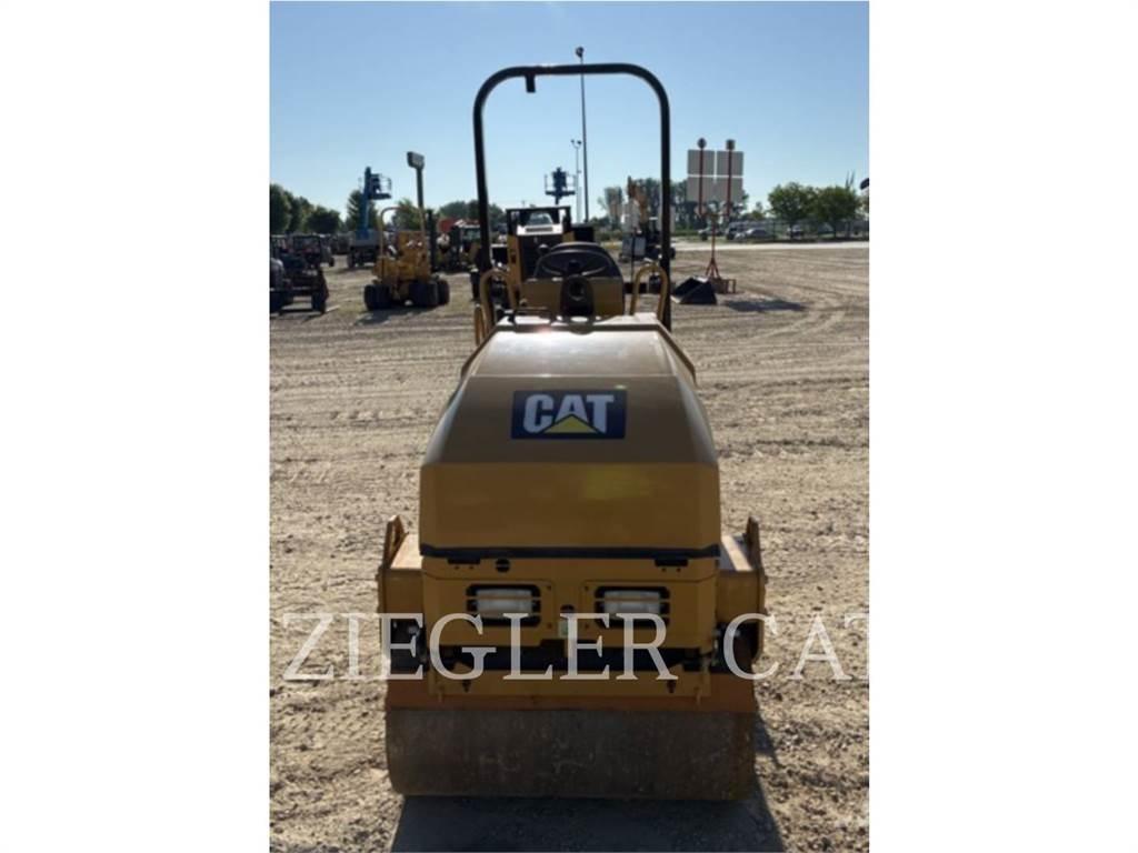 CAT CB1.8 Talajtömörítő gépek