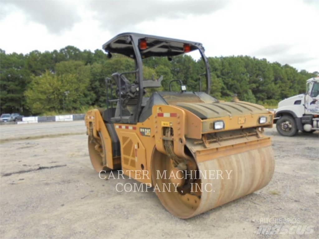 CAT CB10 Talajtömörítő gépek